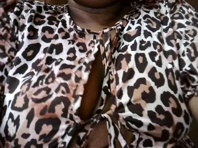 Sanelle from BongaCams