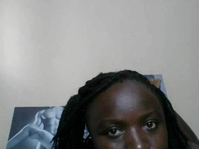 Savagequeen01 from BongaCams