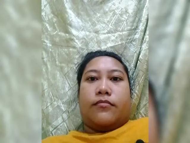 SexxxySmile from BongaCams