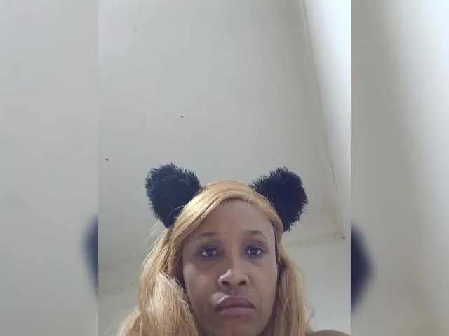Sexyellahbanks from BongaCams