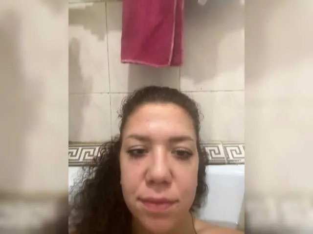 Shellada from BongaCams