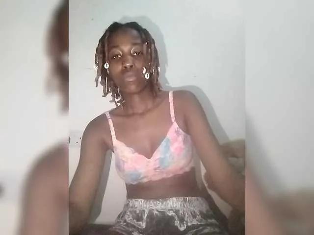 softrouge from BongaCams