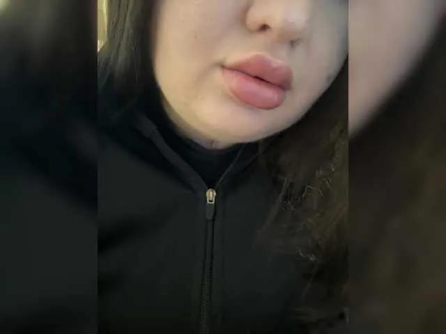 Swettypussy69 from BongaCams