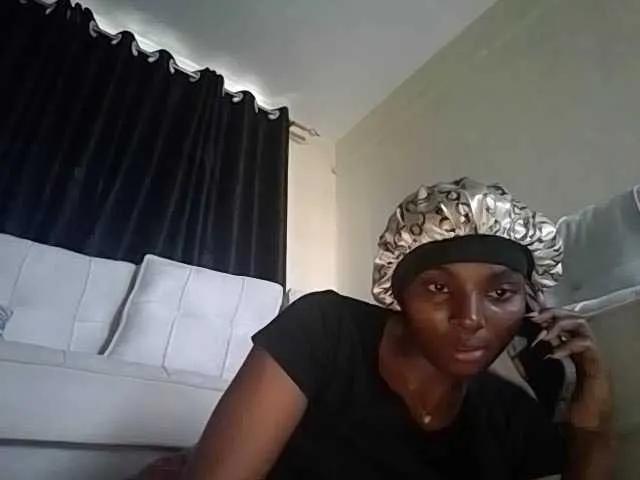 Tamia2000 from BongaCams