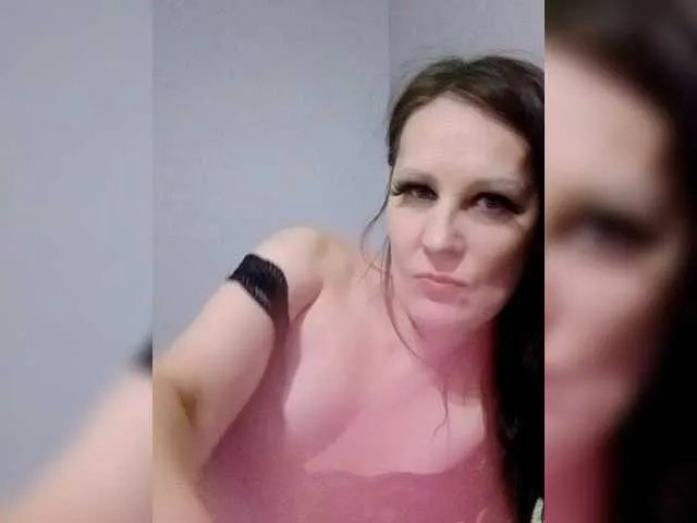 Tolst from BongaCams