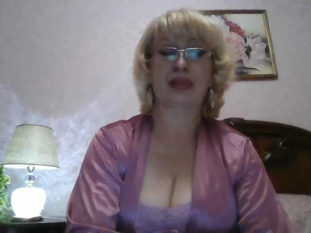 Join BongaCams's Ur-Mami Ur-Mami from BongaCams