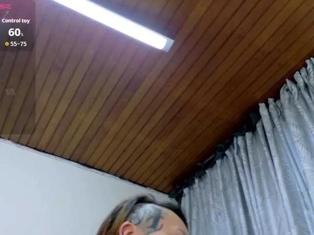 Masturbate to VaiiolethSex, she wants to masturbate for you VaiiolethSex from BongaCams