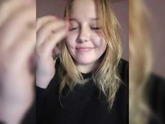 vaverika from BongaCams