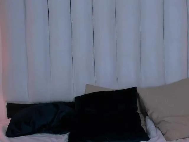 Amazing Victoriaqueen2 wants you to fuck her body now victoriaqueen2 from BongaCams