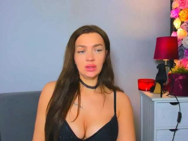 Try hot model WildOlivia WildOlivia from BongaCams