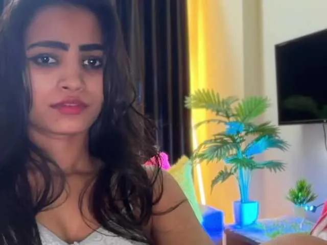 wow-nisha from BongaCams