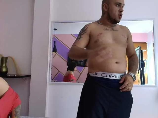 YiingandYang from BongaCams