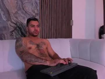 4ndrees_ from Chaturbate