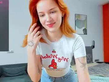 alice_with_freckles from Chaturbate