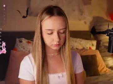 Join 18 years old alodiaacomb from Chaturbate alodiaacomb from Chaturbate