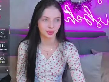 andrea_devis from Chaturbate