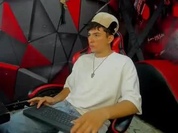 angel_latinboy23 from Chaturbate