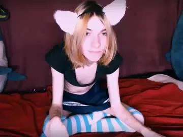 arielpinkcat from Chaturbate