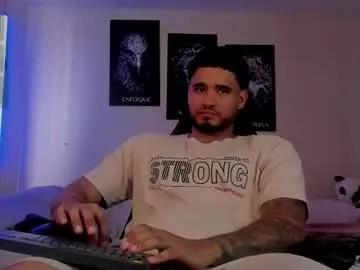 Explore cute performer Austintorres_ austintorres_ from Chaturbate