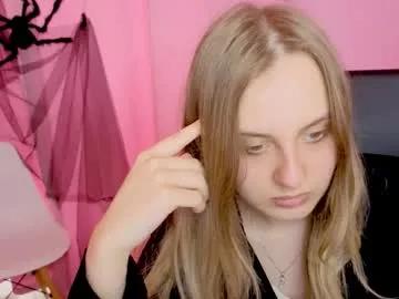 bella_swonn_ from Chaturbate