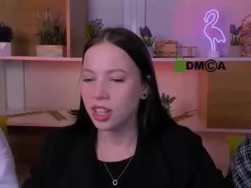 berry_vibe from Chaturbate