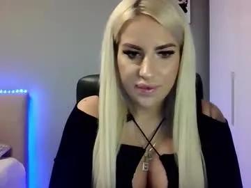 blondleyla from Chaturbate