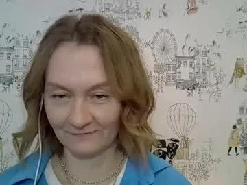 carra_hut from Chaturbate