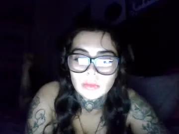 ceceluv27 from Chaturbate
