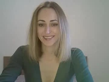 cella_red1 from Chaturbate
