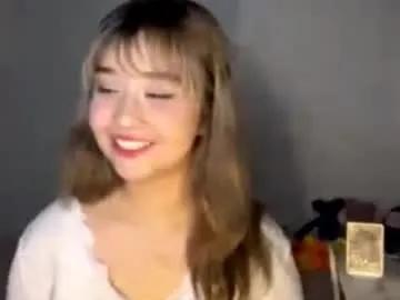 clary_cloud from Chaturbate