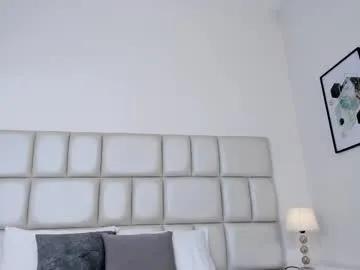 cristallwilliams from Chaturbate