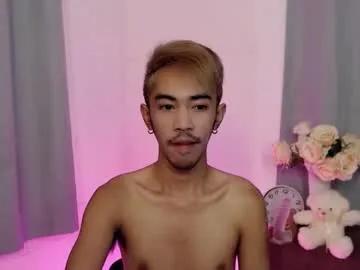 Try naked stripper Crocodale crocodale from Chaturbate