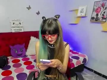 dark_dominika from Chaturbate