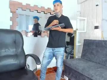 darwin_ggh from Chaturbate