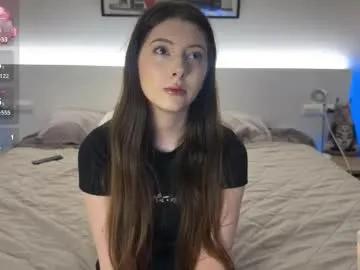 drippinsoprettyo_o from Chaturbate