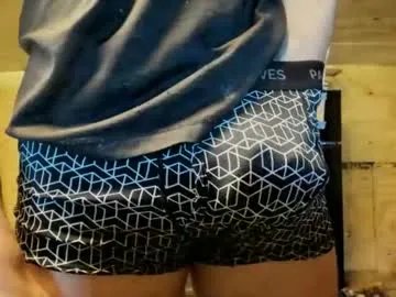 eatmyassbitchss from Chaturbate