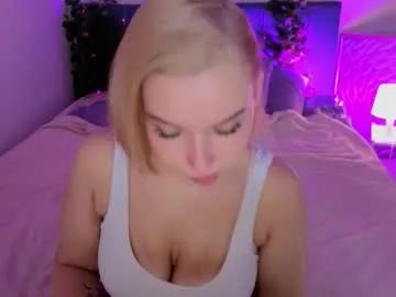 emberluxe from Chaturbate