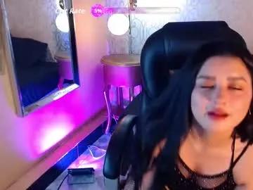 emilyy05_ from Chaturbate