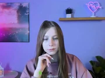 Checkout sexy performer Esme_moore_ esme_moore_ from Chaturbate