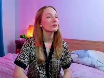 estaroussel from Chaturbate