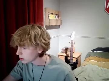 gayblondboy from Chaturbate