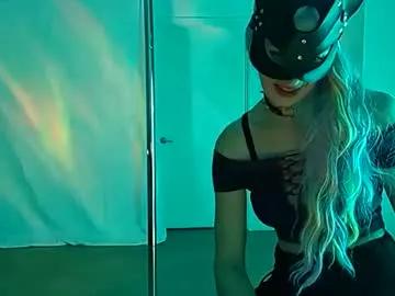 goddessdelphine from Chaturbate