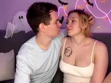 Join Julielourens, they want to masturbate for you julielourens from Chaturbate