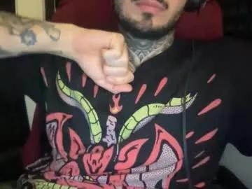 kadmon33 from Chaturbate