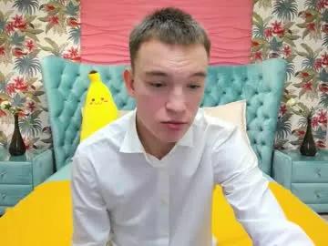 Hot Kevinm1lky wants you to fuck his body now kevinm1lky from Chaturbate