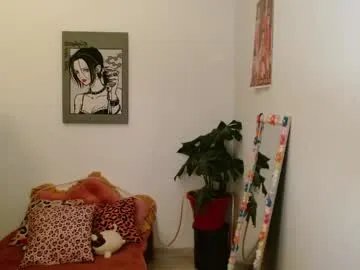 kind_scarlett from Chaturbate