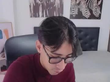 Sweet Kingdanny_8 wants you to fuck his body now kingdanny_8 from Chaturbate