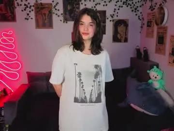 Explore amazing model Kira_kick kira_kick from Chaturbate