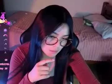 lee_moyalune from Chaturbate