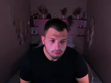 leonard_brewster from Chaturbate